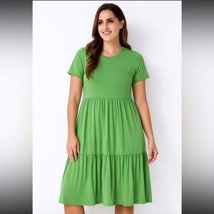 NWOT Size‎ 12-14 Green Short Sleeve Dress Knee Length Short Sleeve Tiered Dress